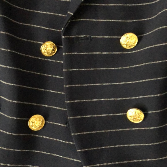 Cropped Striped Blazer - Picture 3 of 3